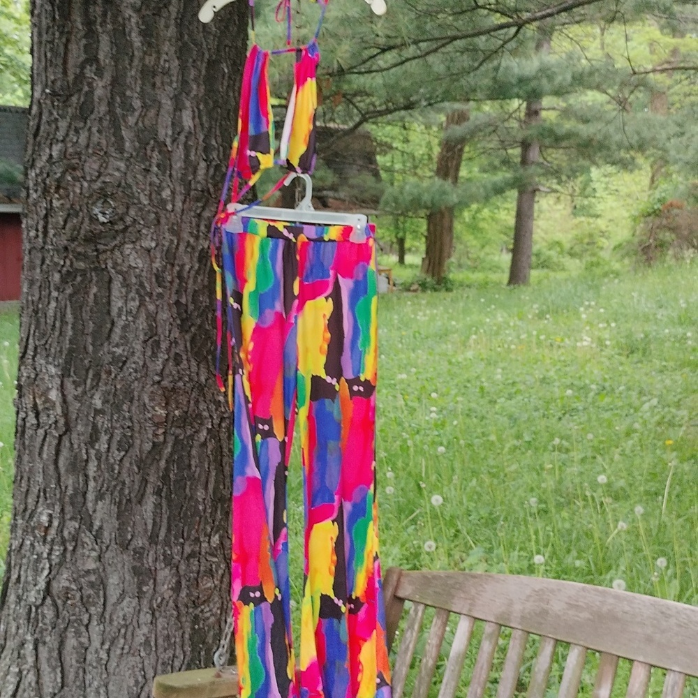 Each day I'll post NEW NEVER  EVER WORN ITEMS 🔥👠